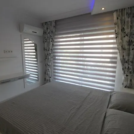 Happy Suite Residence 9 아파트