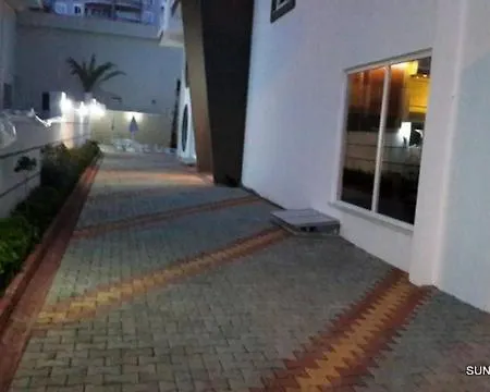 Happy Suite Residence 9