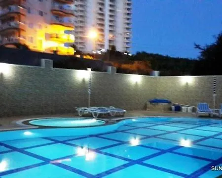 Happy Suite Residence 9